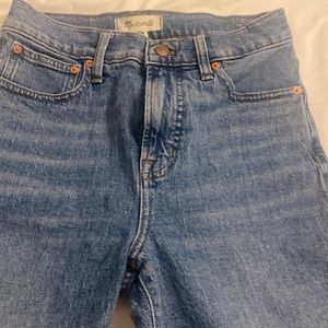 Madewell High Waisted Cropped frayed bottom Jeans